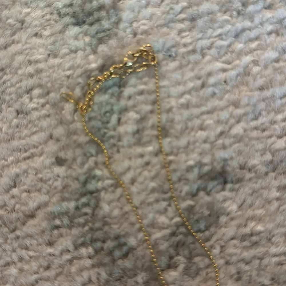 Gold and White Crescent Necklace - Picture 4 of 4